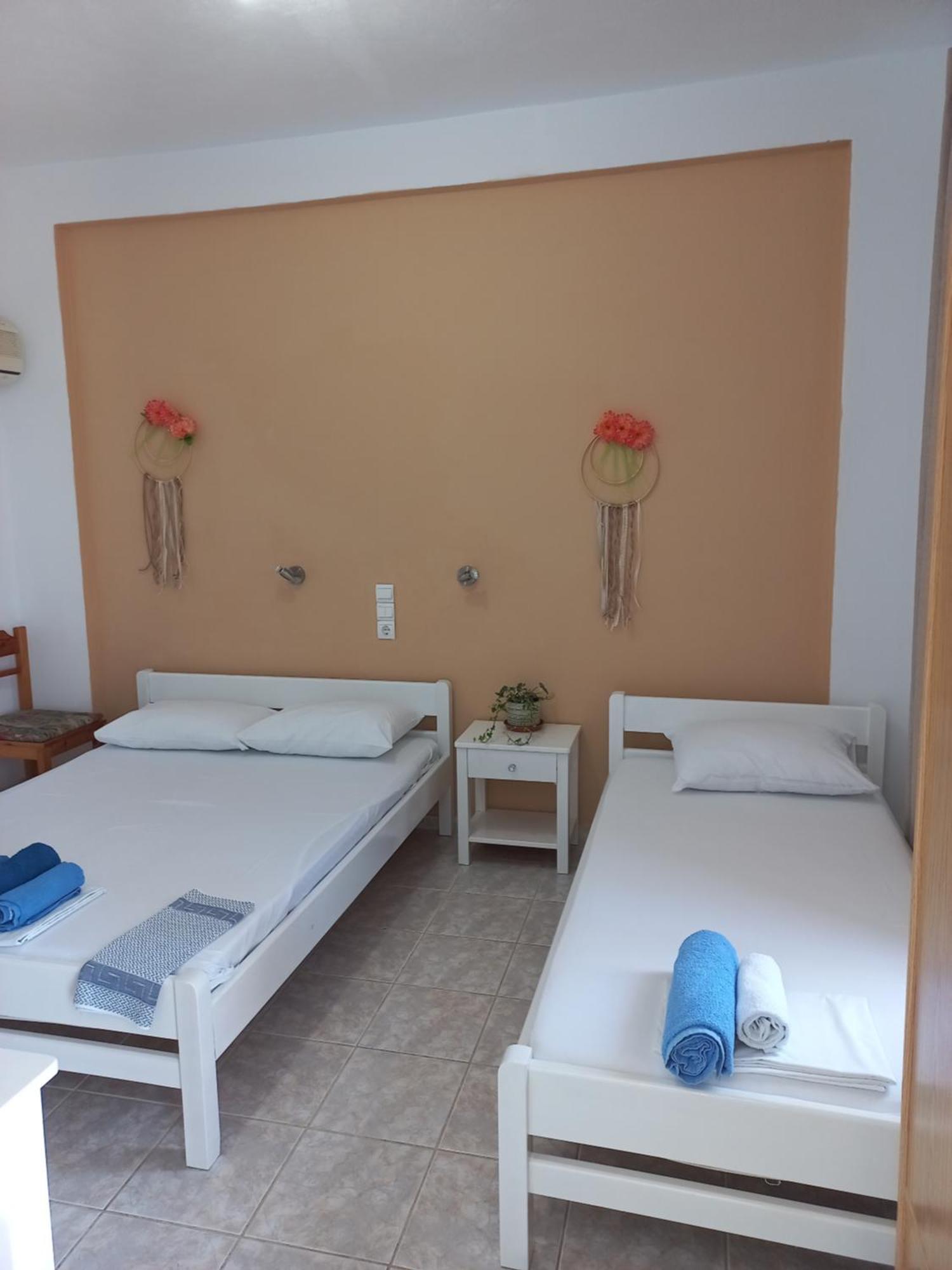 Stafylos Rooms Buitenkant foto