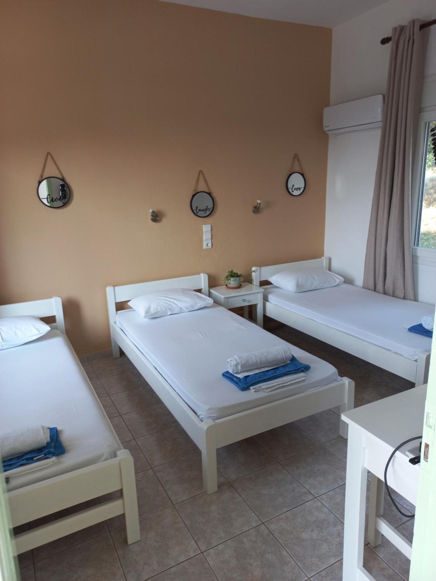 Stafylos Rooms Buitenkant foto